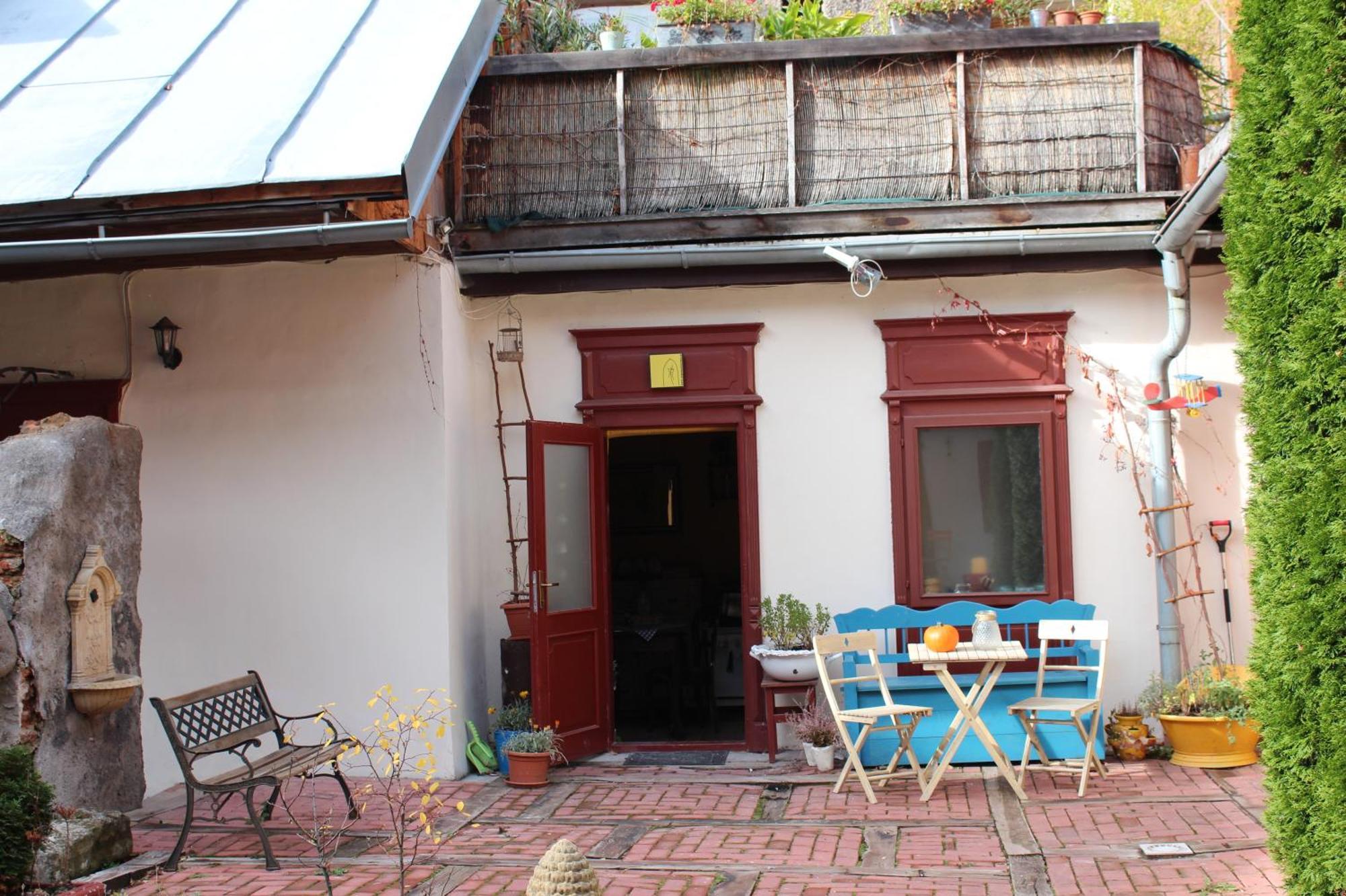 Banská Štiavnica Apartman Na Zlatom Dvore מראה חיצוני תמונה